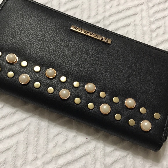 Rampage Handbags - 🖤 FINAL PRICE 🖤 🆕 RAMPAGE wallet